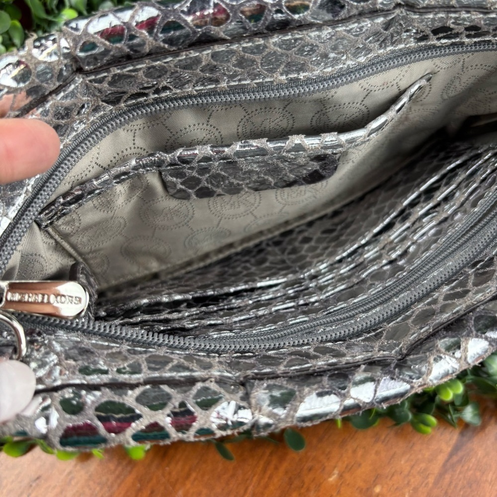 MICHAEL KORS TILDA Metallic Snakeskin Clutch - Picture 3 of 12